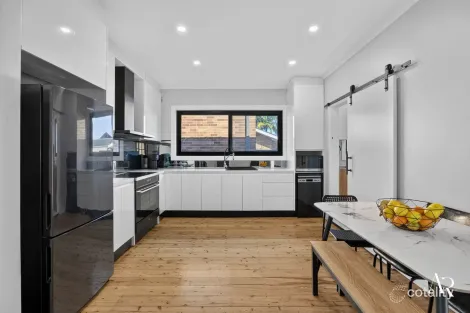 Property photo of 32 Carson Street Panania NSW 2213