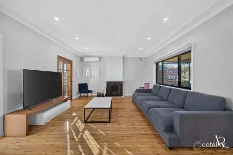 Property photo of 32 Carson Street Panania NSW 2213