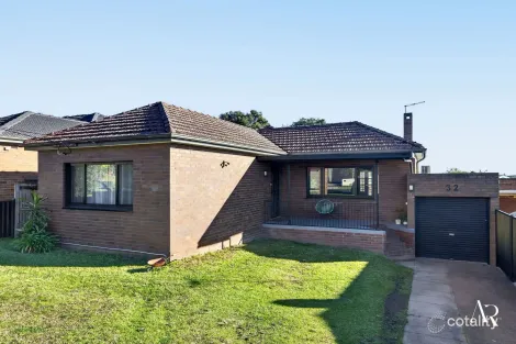 32 Carson St, Panania, NSW 2213