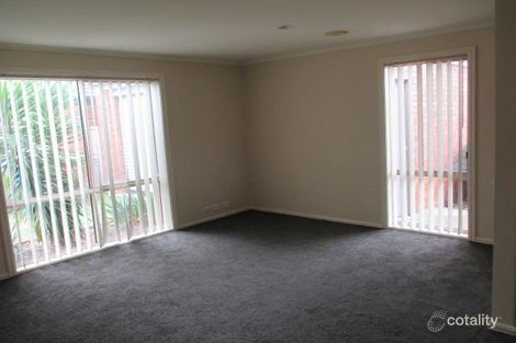 Property photo of 1 Malfoy Mews Cranbourne West VIC 3977