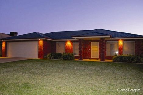 Property photo of 57 Mima Street Glenfield Park NSW 2650