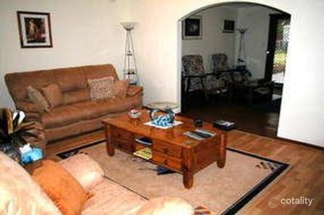 Property photo of 2 Timbertop Court Frankston North VIC 3200