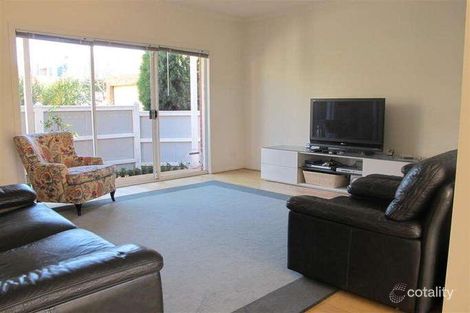 Property photo of 1 Hawthorn Way Glen Waverley VIC 3150