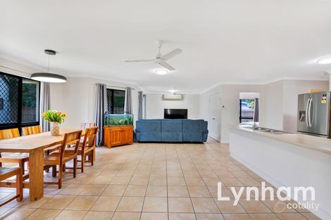 Property photo of 5 Gernika Court Bushland Beach QLD 4818