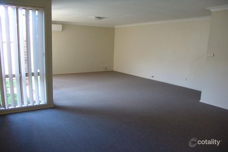 Property photo of 10 Gladstone Close West Hoxton NSW 2171