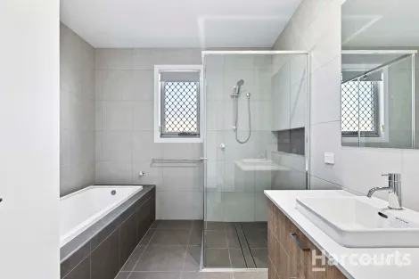 Property photo of 44 Jagger Boulevard Kawungan QLD 4655