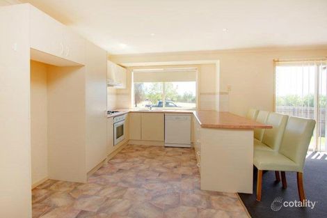 Property photo of 2 Glendenning Rise Mornington VIC 3931