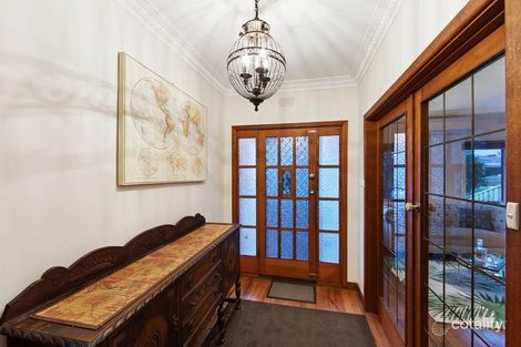 Property photo of 28 Cowper Avenue St Albans VIC 3021