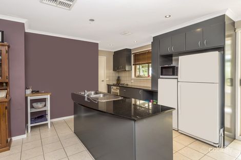 Property photo of 5 Glennie Place Queanbeyan West NSW 2620