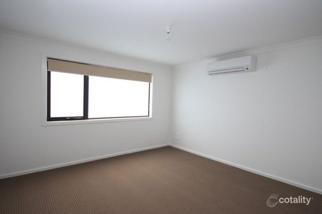 Property photo of 64 Baronial Way Craigieburn VIC 3064