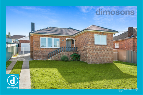 Property photo of 216 Northcliffe Drive Warrawong NSW 2502