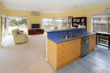 Property photo of 67 Rutherglen Crescent Gowanbrae VIC 3043