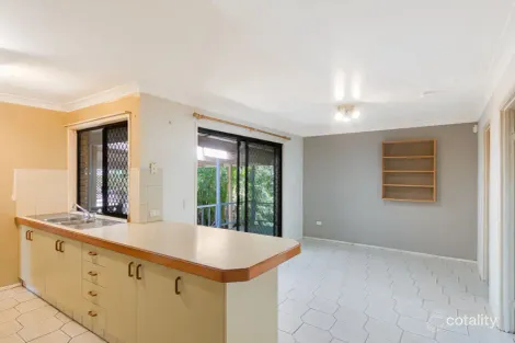 Property photo of 22 Amaroo Drive Banora Point NSW 2486