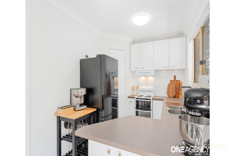 Property photo of 10 Conifer Place Forest Lake QLD 4078