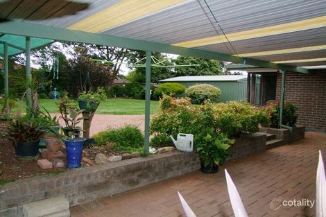 10 Atheldene Rd, Happy Valley, SA 5159