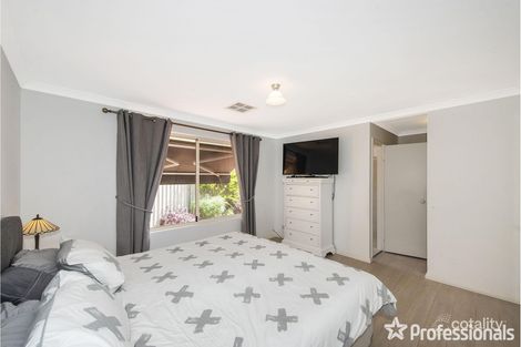 Property photo of 9 Rath Close Byford WA 6122