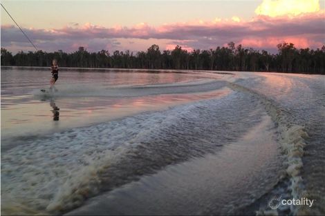 990 Broadwater Rd, Ducklo, QLD 4405