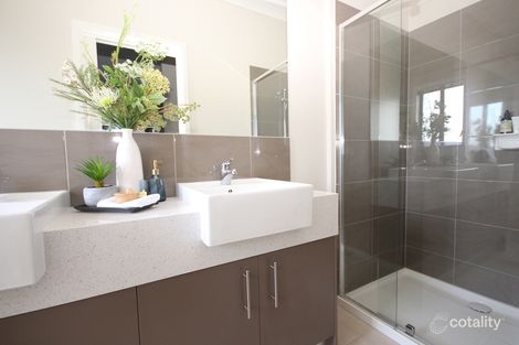 319 Charlemont Rd, Armstrong Creek, VIC 3217