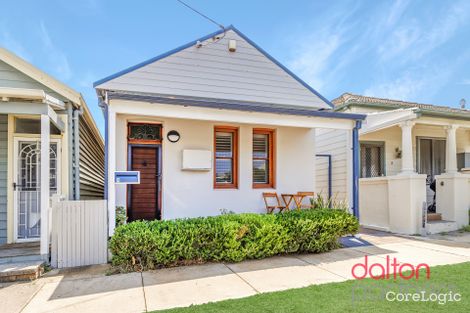 Property photo of 4 Young Street Cooks Hill NSW 2300