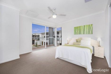 Property photo of 11/400 Tingal Road Wynnum QLD 4178