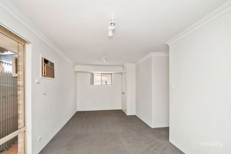 Property photo of 210 Summerlakes Parade Ballajura WA 6066
