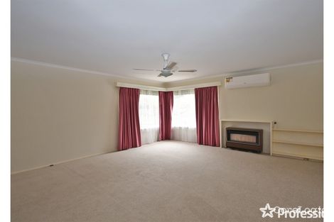 Property photo of 10 Saxon Drive Mooroolbark VIC 3138