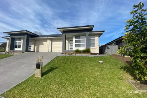 Property photo of 2/21 Henning Road Raymond Terrace NSW 2324