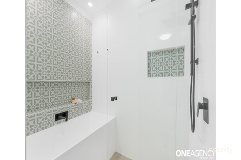 Property photo of 10 Conifer Place Forest Lake QLD 4078