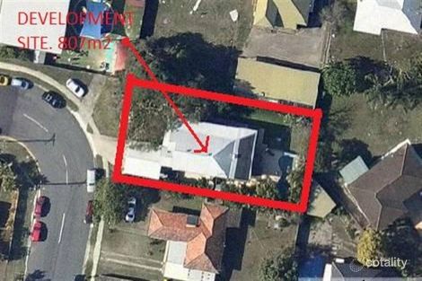 4 Dorothea St, Cannon Hill, QLD 4170