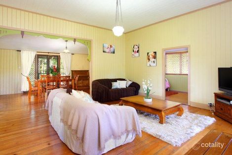 Property photo of 17 Archibald Street Fairfield QLD 4103