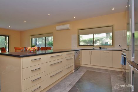 64 Lowes Rd, Chum Creek, VIC 3777