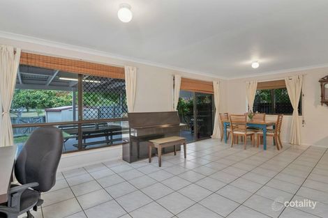 Property photo of 2 Cornuta Close Bellbowrie QLD 4070
