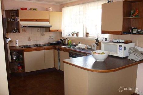 Property photo of 15 Glencoe Grove Dandenong North VIC 3175