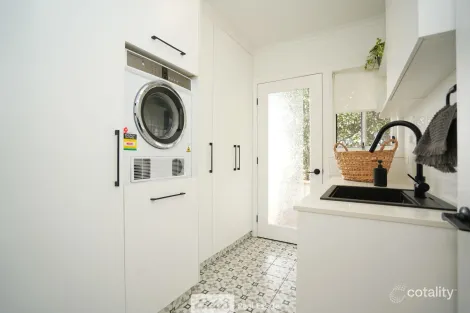 Property photo of 3A Waugh Street Griffith NSW 2680