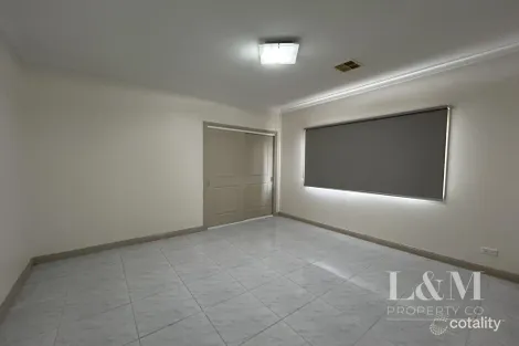 Property photo of 19 Neptune Street Roxburgh Park VIC 3064
