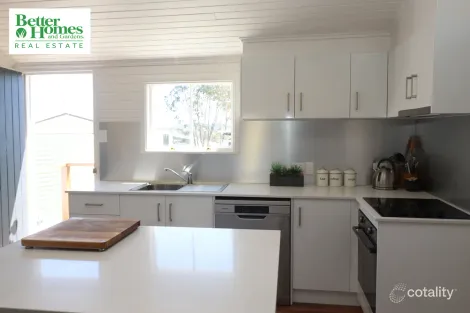 Property photo of 8 Sanderson Road Glen Aplin QLD 4381