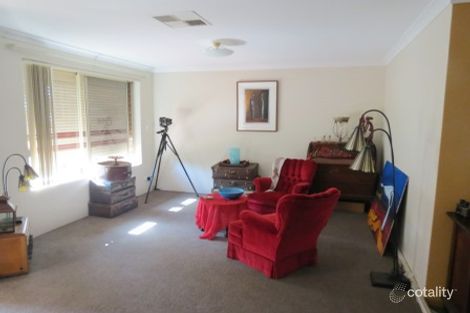 Property photo of 10 Thaxted Place Swan View WA 6056