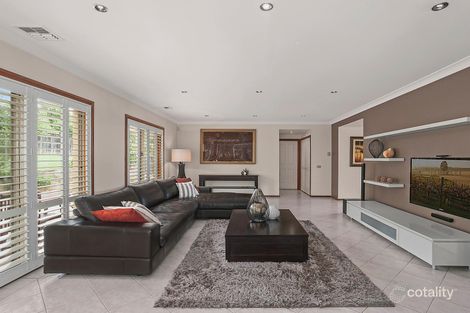 Property photo of 16 Nicholas Close Bella Vista NSW 2153