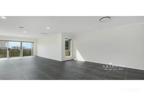Property photo of 15 Boyd Street Kelso NSW 2795
