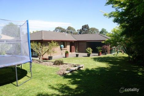 Property photo of 7 Adam Court Drouin VIC 3818