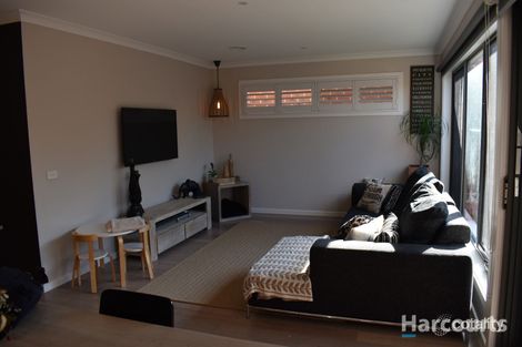 Property photo of 3/17 Golden Elm Way Lyndhurst VIC 3975