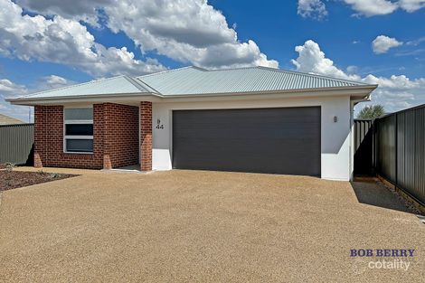 44 Manchurian Cct, Dubbo, NSW 2830