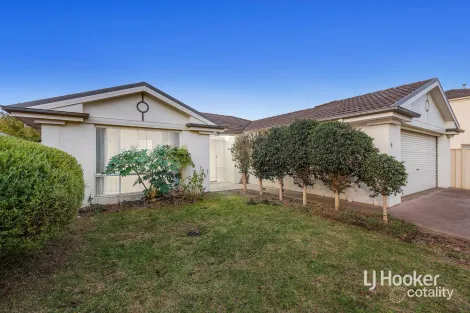 4 Dalkeith Dr, Point Cook, VIC 3030