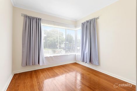 Property photo of 25 Kuringgai Crescent Noble Park VIC 3174