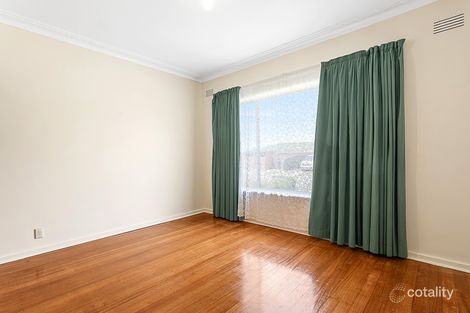 Property photo of 25 Kuringgai Crescent Noble Park VIC 3174