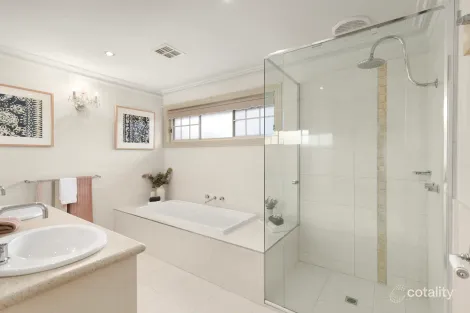 Property photo of 17 Solomon Drive Keilor VIC 3036
