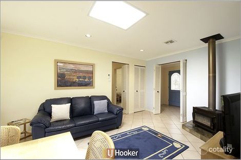 Property photo of 28 Ashburton Circuit Kaleen ACT 2617