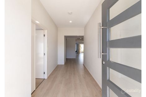 Property photo of 17 Marina View Drive Pelican Waters QLD 4551