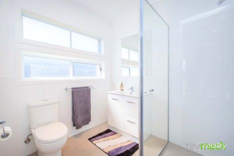 Property photo of 24 Cambridge Drive Thurgoona NSW 2640