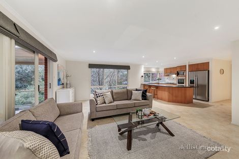 Property photo of 8 Mulberry Court Eltham VIC 3095